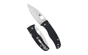 SPYDERCO BODACIOUS CF 3.63" BLK/SLV